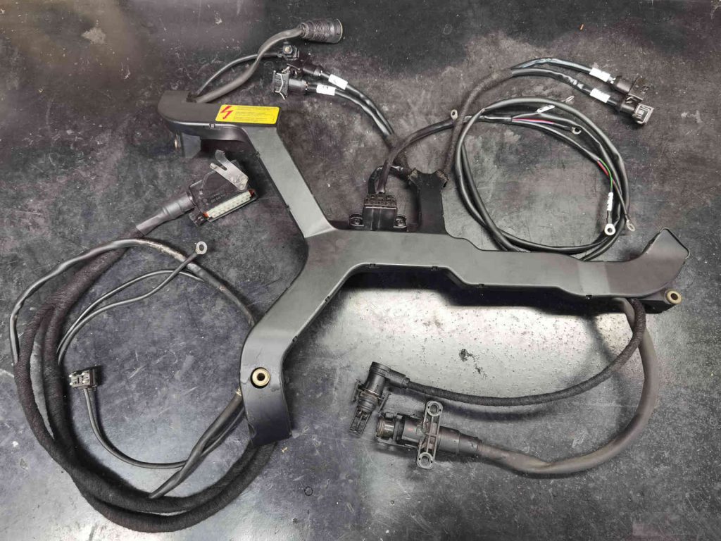 mercedes w124 motor kabelkoteg javitas felujitas