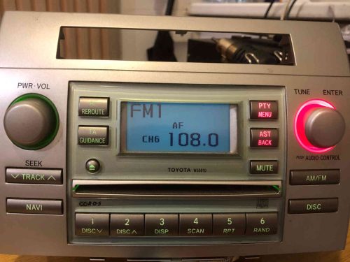 toyota-corolla-verso-fejegyseg-hattervilagitas-szin-csereje-01