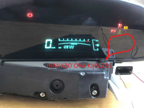 toyota-yaris-ii-xp90-oracsoport-kijelzo-elotte-02